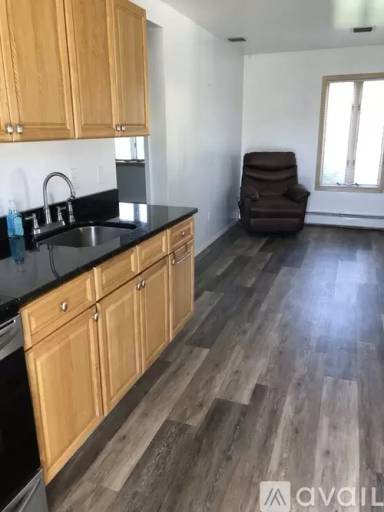 Main picture of 647 Shore Dr