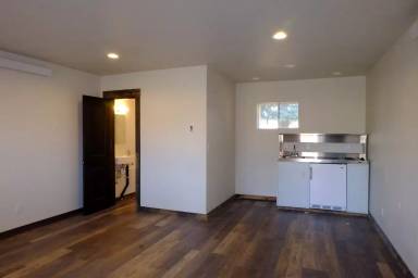 Main picture of 187 Cottage Ln