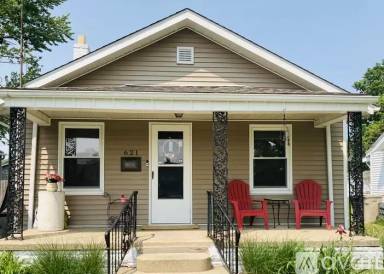Main picture of 621 S 32nd St