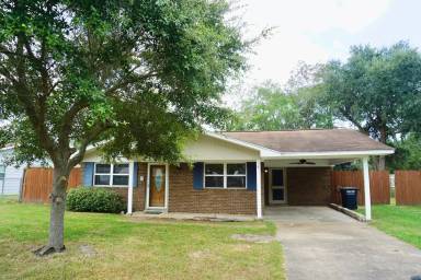 Main picture of 209 Hunter Dr