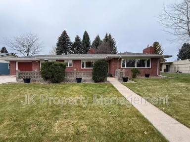 Main picture of 1726 Alder Dr