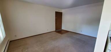 Main picture of 6630 Queen Ave S