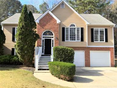 Main picture of 925 Evian Dr NW