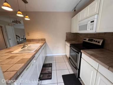 Main picture of 5373 Bamboo Ct