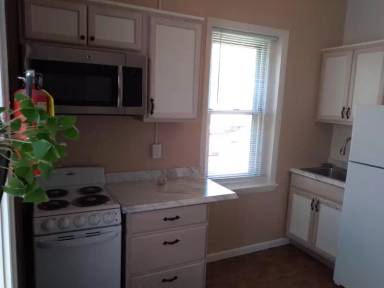 Main picture of 21 W Harvey St