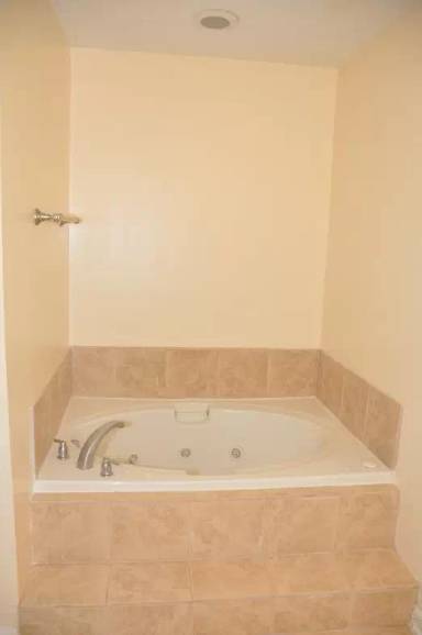 Main picture of 2192 River Park Ct