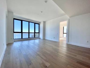 Main picture of 1 Bristol Ct