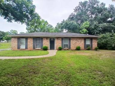 Main picture of 4975 Huron Rd