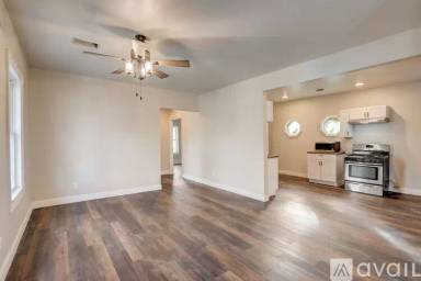 Main picture of 3405 W Auer Ave
