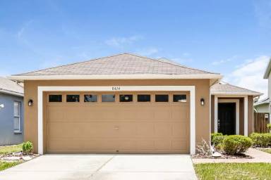 Main picture of 8424 Deer Chase Dr
