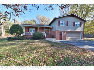 Main picture of 135 Hickory Dale Dr