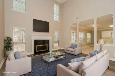 Main picture of 355 Woodstream Dr