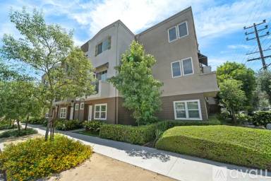 Main picture of 14058 Collins St