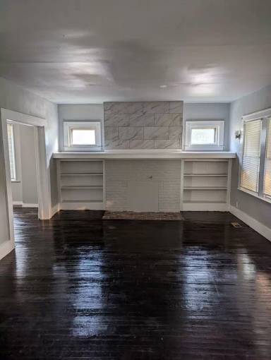Main picture of 695 Algonquin St