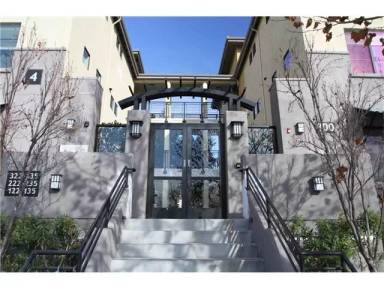Main picture of 800 N 8th St