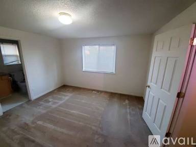 Main picture of 15001 NE 68th Way