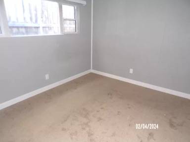 Main picture of 2027 Thomas Ave