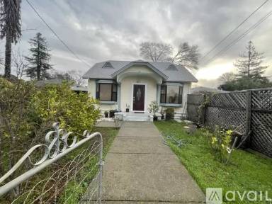 Main picture of 1028 4th St
