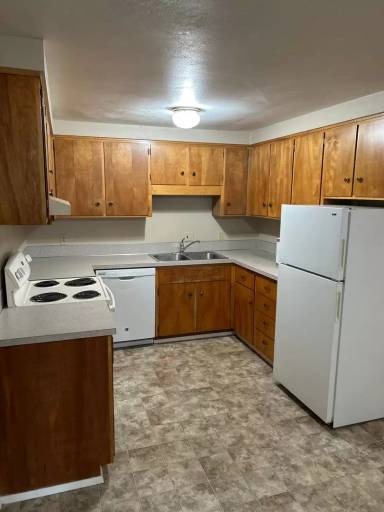 Main picture of 1945 Kincaid St