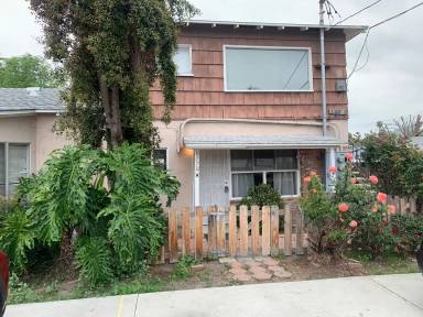 Main picture of 8770 Lamar St