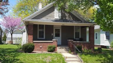 Main picture of 1812 Thompson St