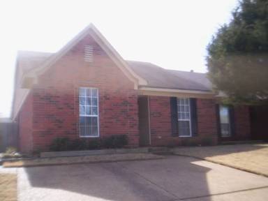 Main picture of 5585 Oak Branch Cir N