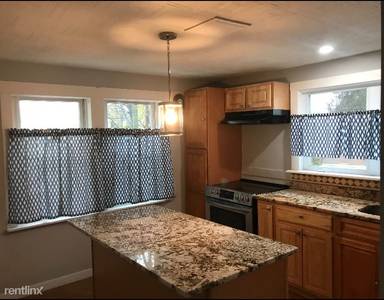 Main picture of 79 Lawn Ave