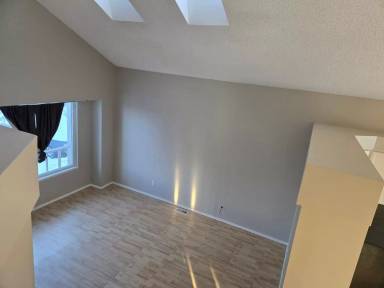 Main picture of 6218 Chantilly Pl