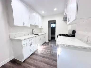 Main picture of 728 S Indiana St