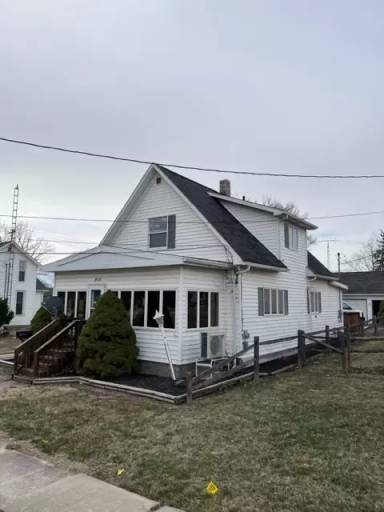 Main picture of 208 S Perry St