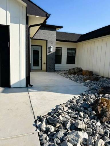 Main picture of 5216 S Chase Cir