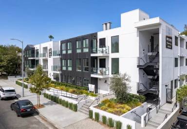 Main picture of 11445 Riverside Dr