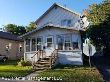 Main picture of 818 6th Ave