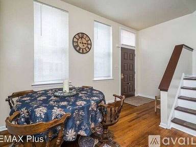 Main picture of 1619 W Master St