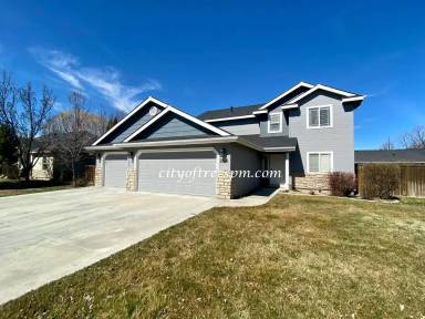 Main picture of 286 N Hullen Pl
