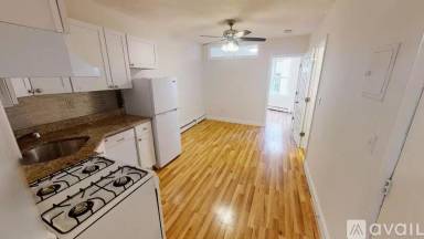 Main picture of 21 Sheafe St