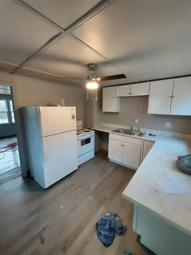 Main picture of 126 14th St