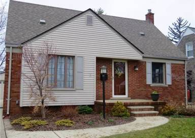 Main picture of 2105 N Wilson Ave