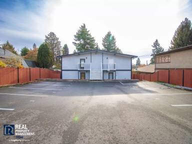 Main picture of 1111 SW 148th St