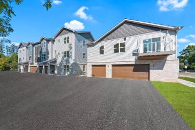 Main picture of 111 Sturgeon Eddy Rd