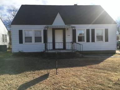 Main picture of 2232 NW 33rd St