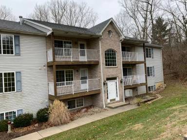 Main picture of 1005 Valley View Ln