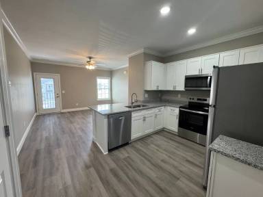 Main picture of 714 Ivy Branch St