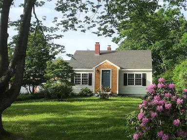 Main picture of 60 Eastman Rd