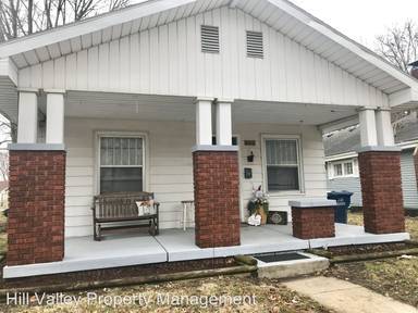 Main picture of 2412 Layher Ave