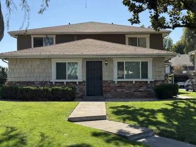 Main picture of 104 Sinclair Ave