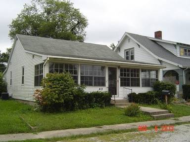 Main picture of 415 Barton St