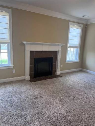 Main picture of 415 Fernhurst Ln