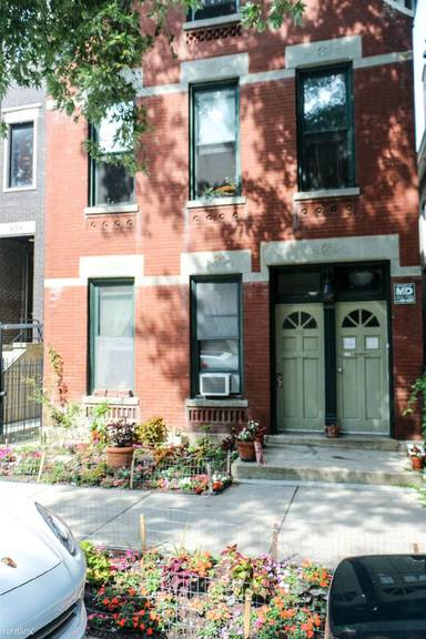 Main picture of 862 N Hermitage Ave