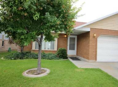 Main picture of 1039 S Freedom Blvd